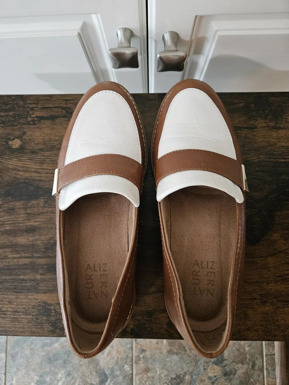 Naturalizer Wide Adiline Brown White Platform Leather Loafers 60s Preppy Luxury